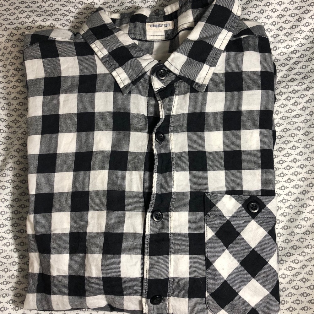 American Eagle Soft Button Up (L)